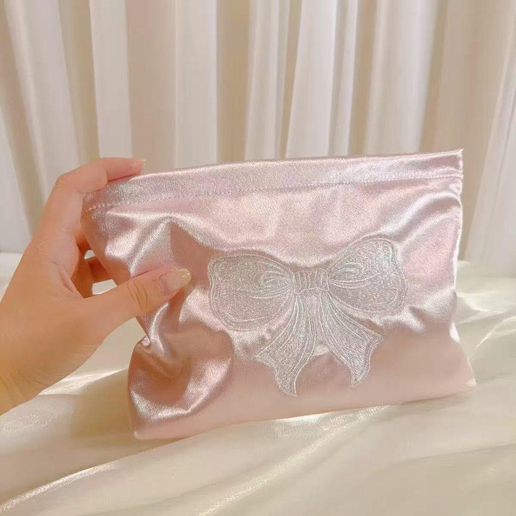 Embroidered Bow Large-Capacity Cosmetic Bag